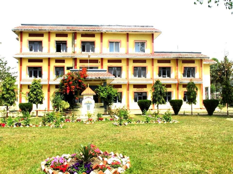द्वन्द्वकालको चपेटामा पर्दासमेत निरन्तर सेवा प्रदान गरेको लुम्बिनी प्रदेश प्रहरी अस्पताल अहिले ओझेलमा 